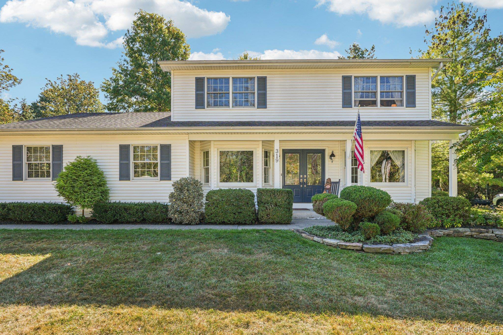 Valley Cottage, NY 10989,319 Bliss LN