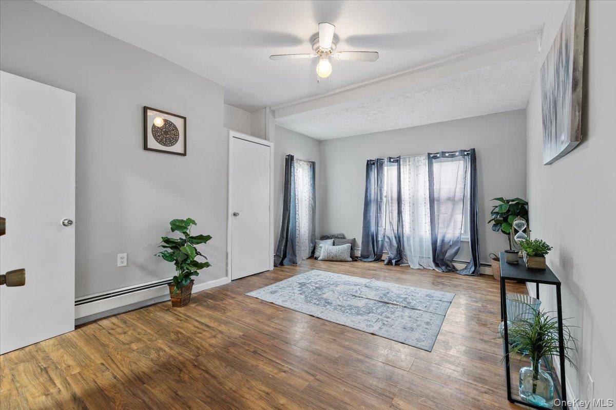 Jamaica, NY 11434,114-27 Bedell ST