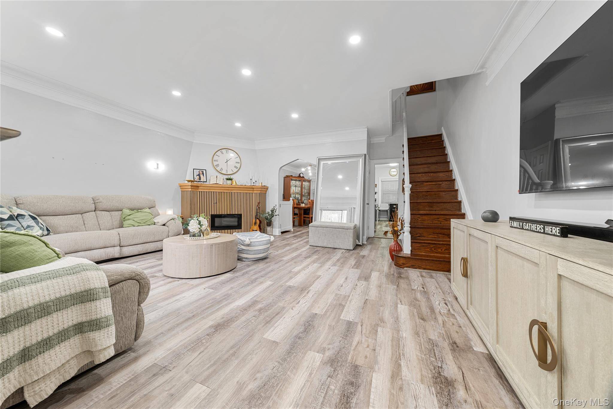 Jackson Heights, NY 11372,3433 83rd ST