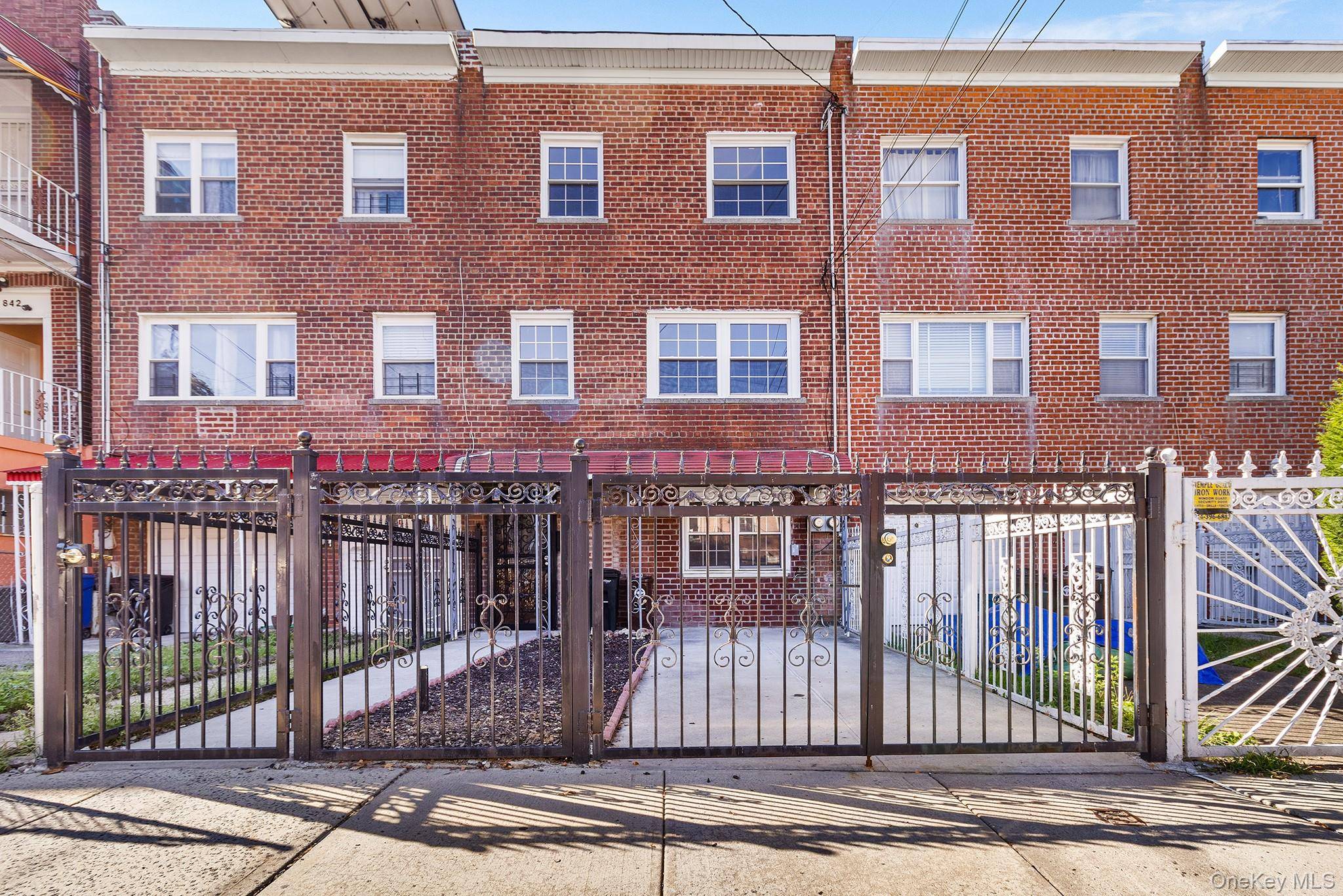 Bronx, NY 10467,836 E 221st ST