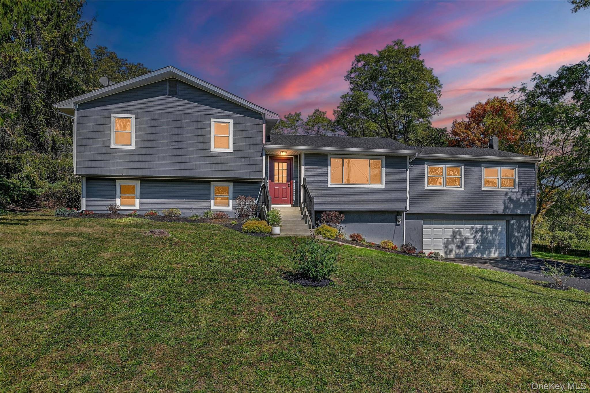 Wallkill, NY 12589,10 Elizabeth DR