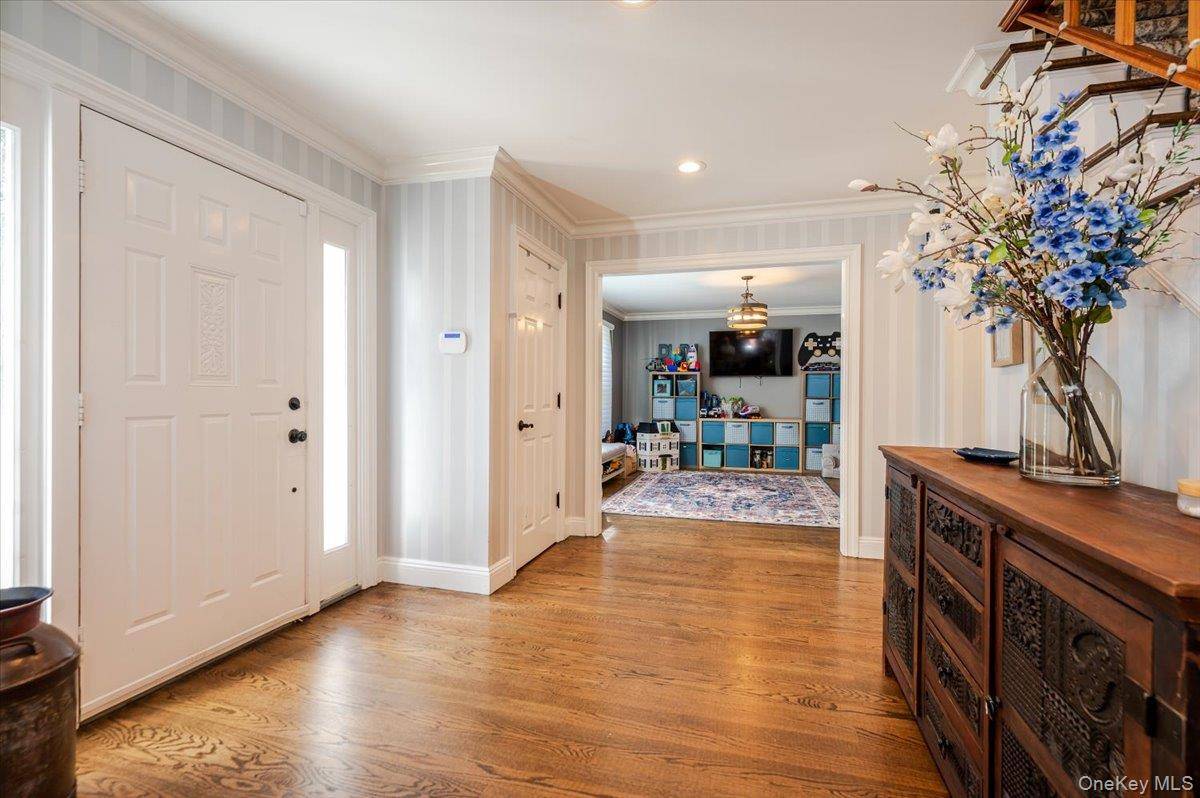 Muttontown, NY 11753,75 Karol PL