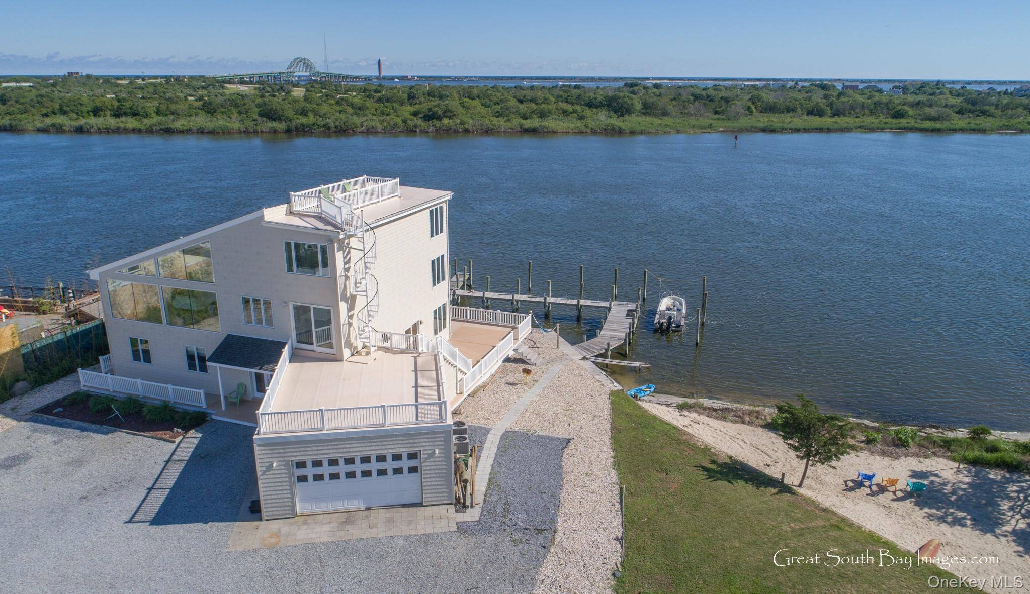 Babylon, NY 11702,30 Captree IS