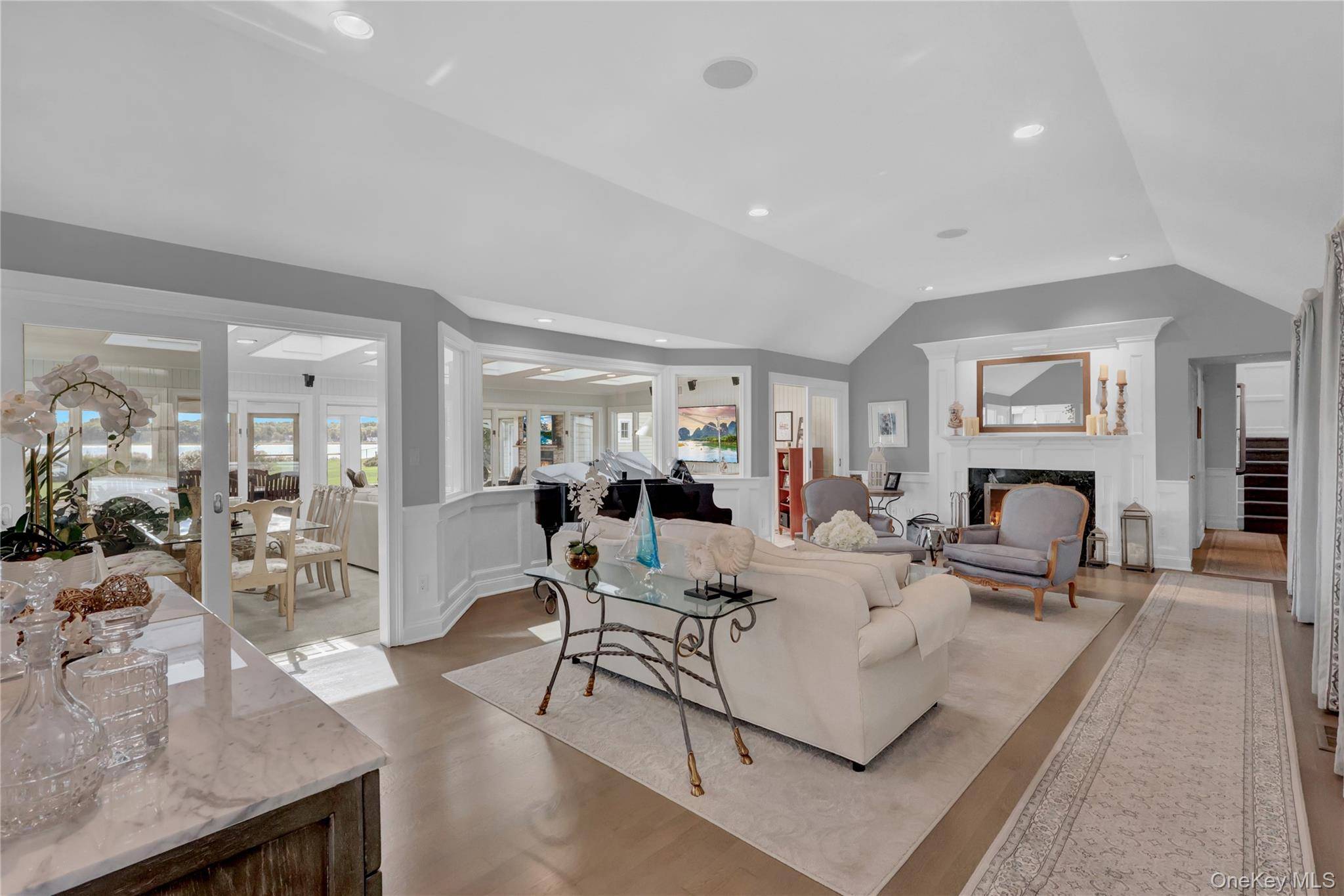 Setauket, NY 11733,111 Old Field RD