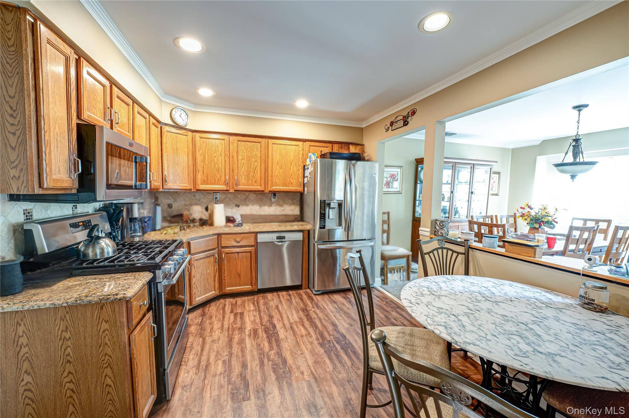 Islandia, NY 11749,18 Beekman PL