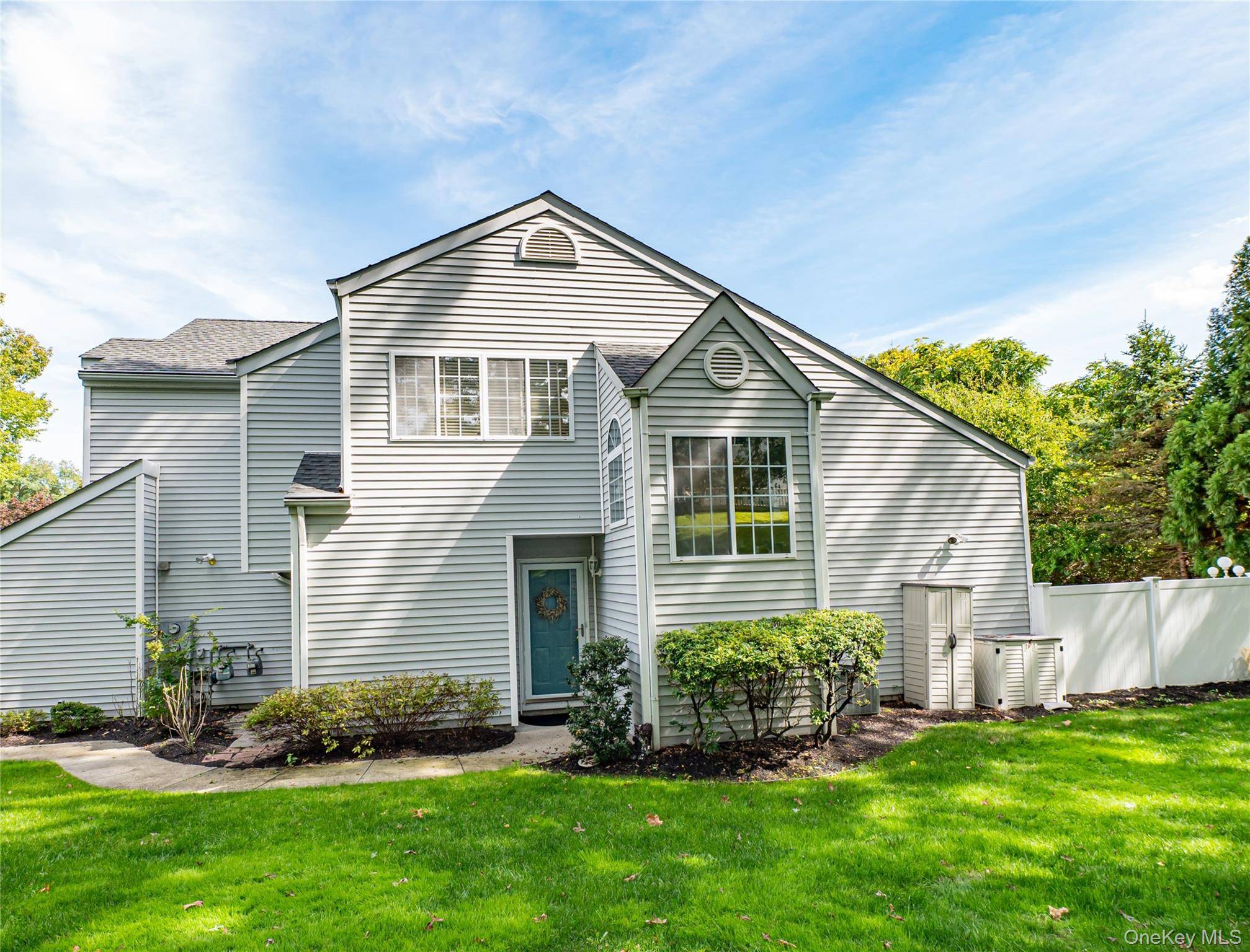 Islandia, NY 11749,18 Beekman PL