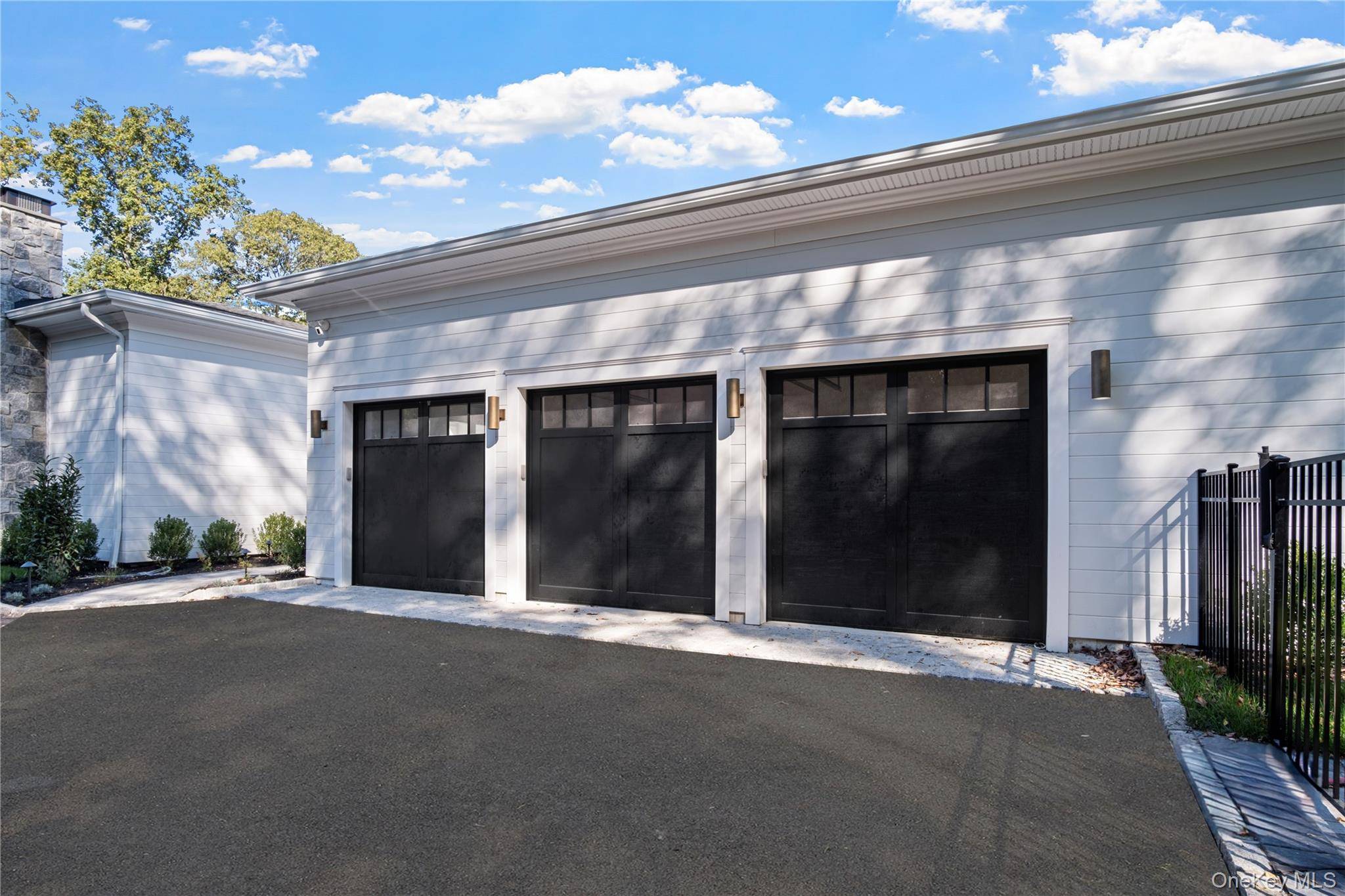 Nissequogue, NY 11780,523 Long Beach RD