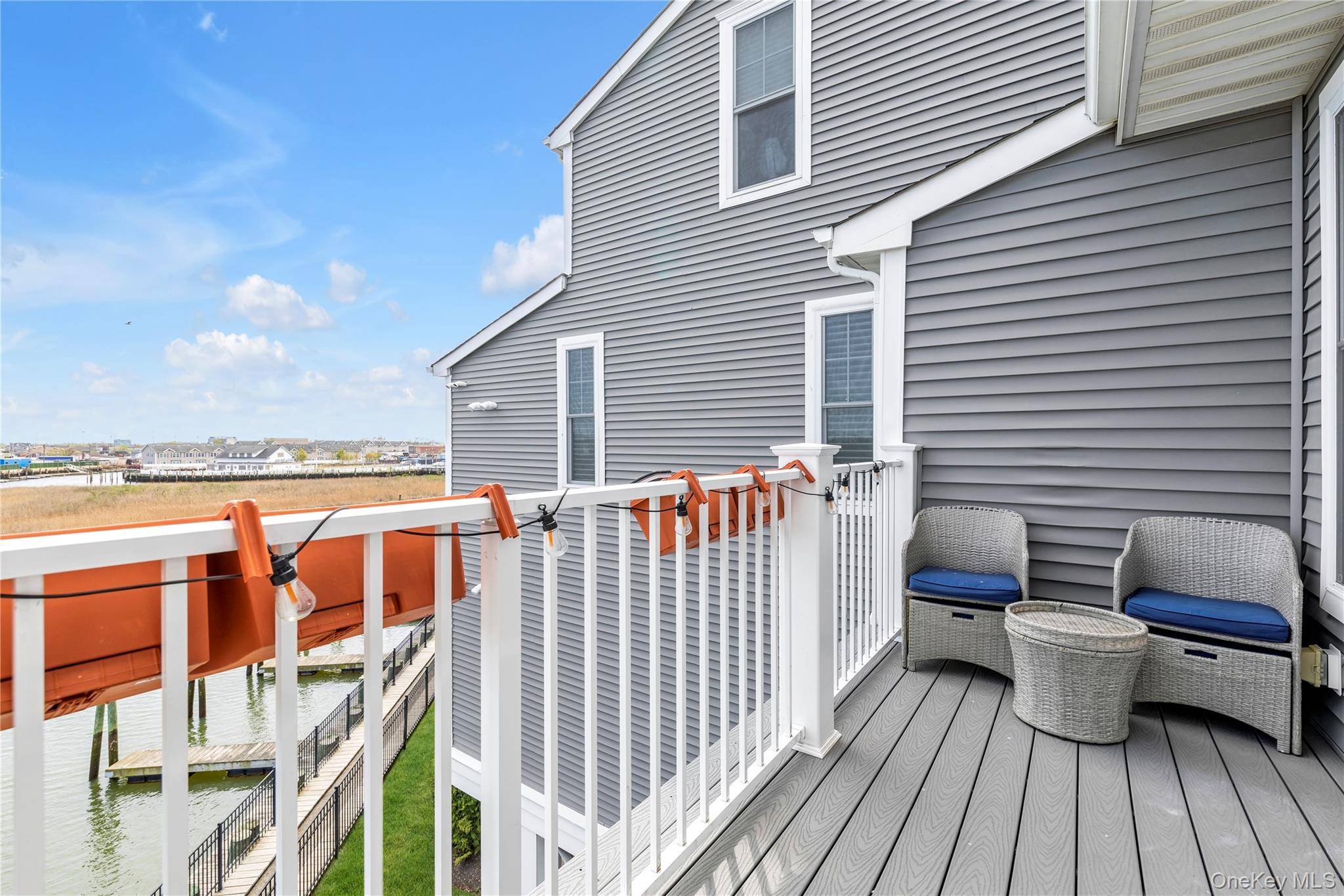 East Rockaway, NY 11518,322 Marina Point