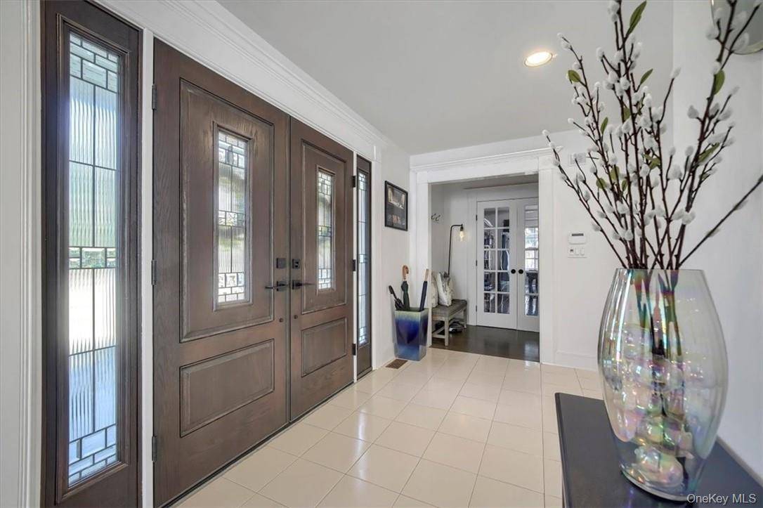 New City, NY 10956,10 High Tor RD