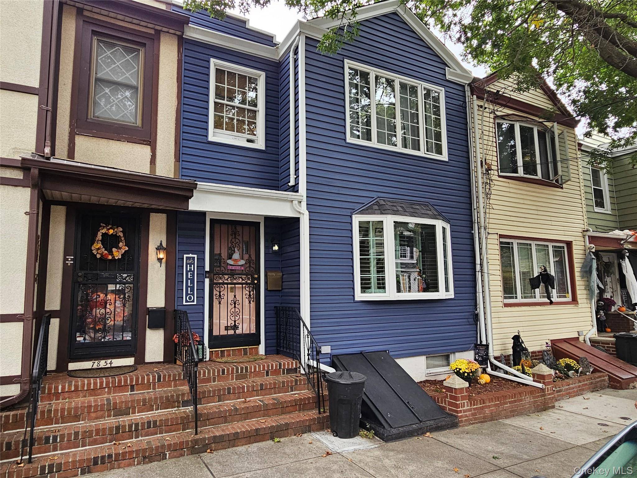 Glendale, NY 11385,7852 79th LN