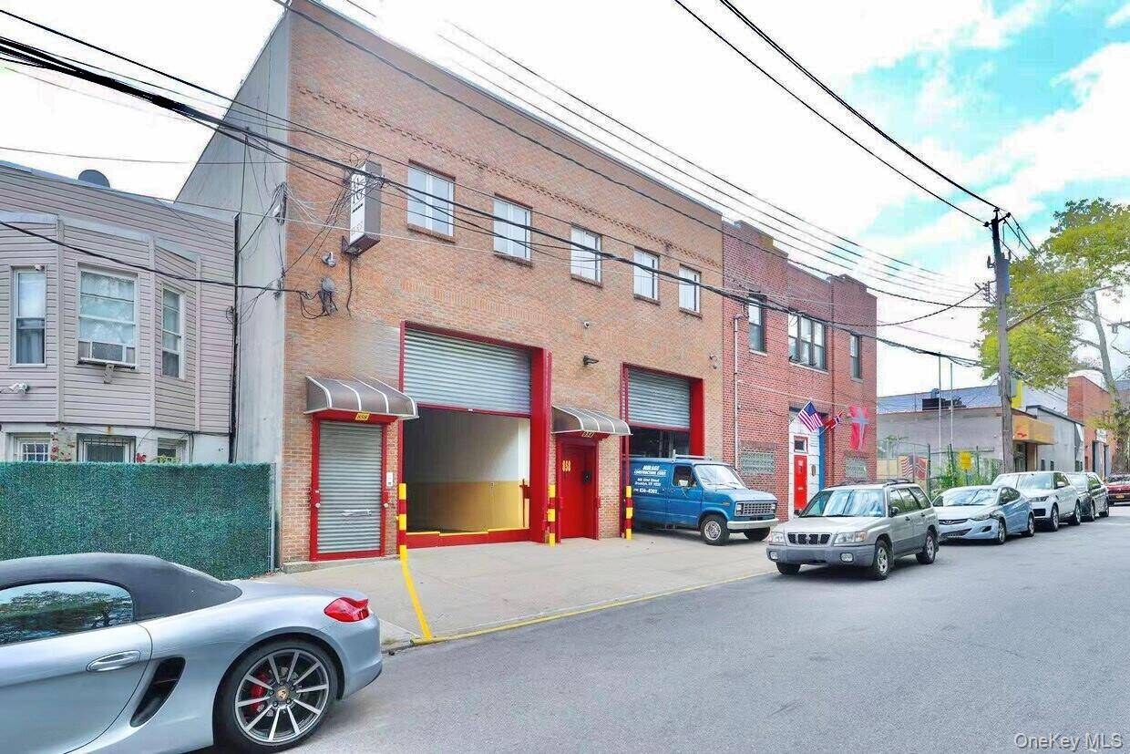 Brooklyn, NY 11220,858C 62nd ST