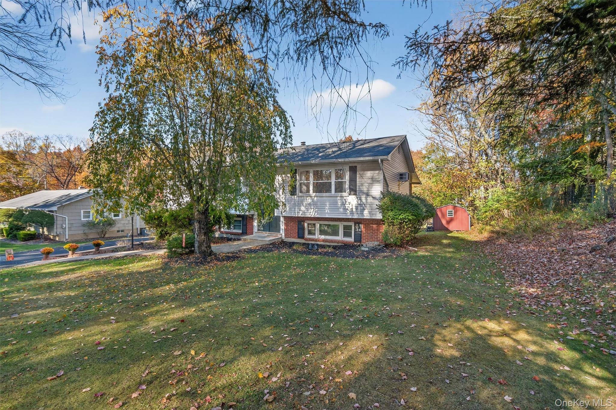 Highland Mills, NY 10930,76 Pine Hill RD