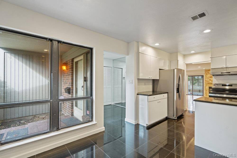 Jericho, NY 11753,236 Hamlet DR