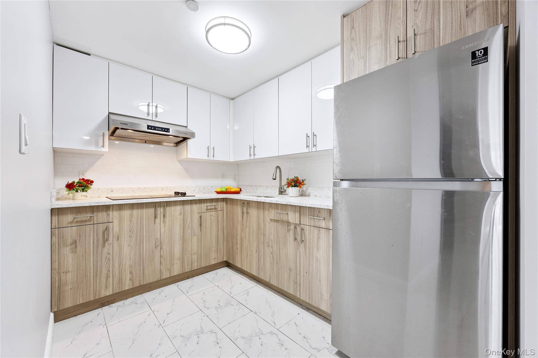 Flushing, NY 11354,35-20 146th ST #3B