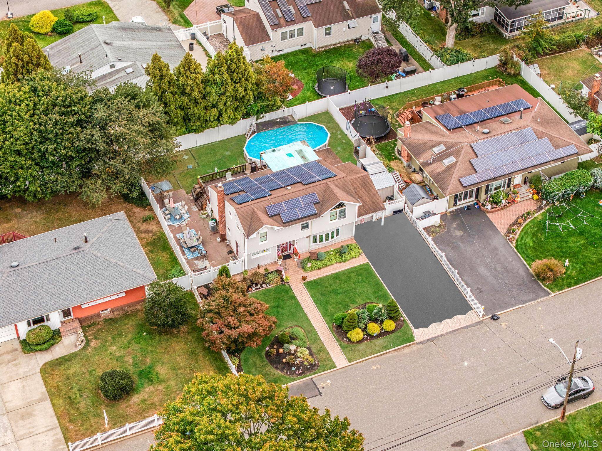 Deer Park, NY 11729,197 E 2nd ST