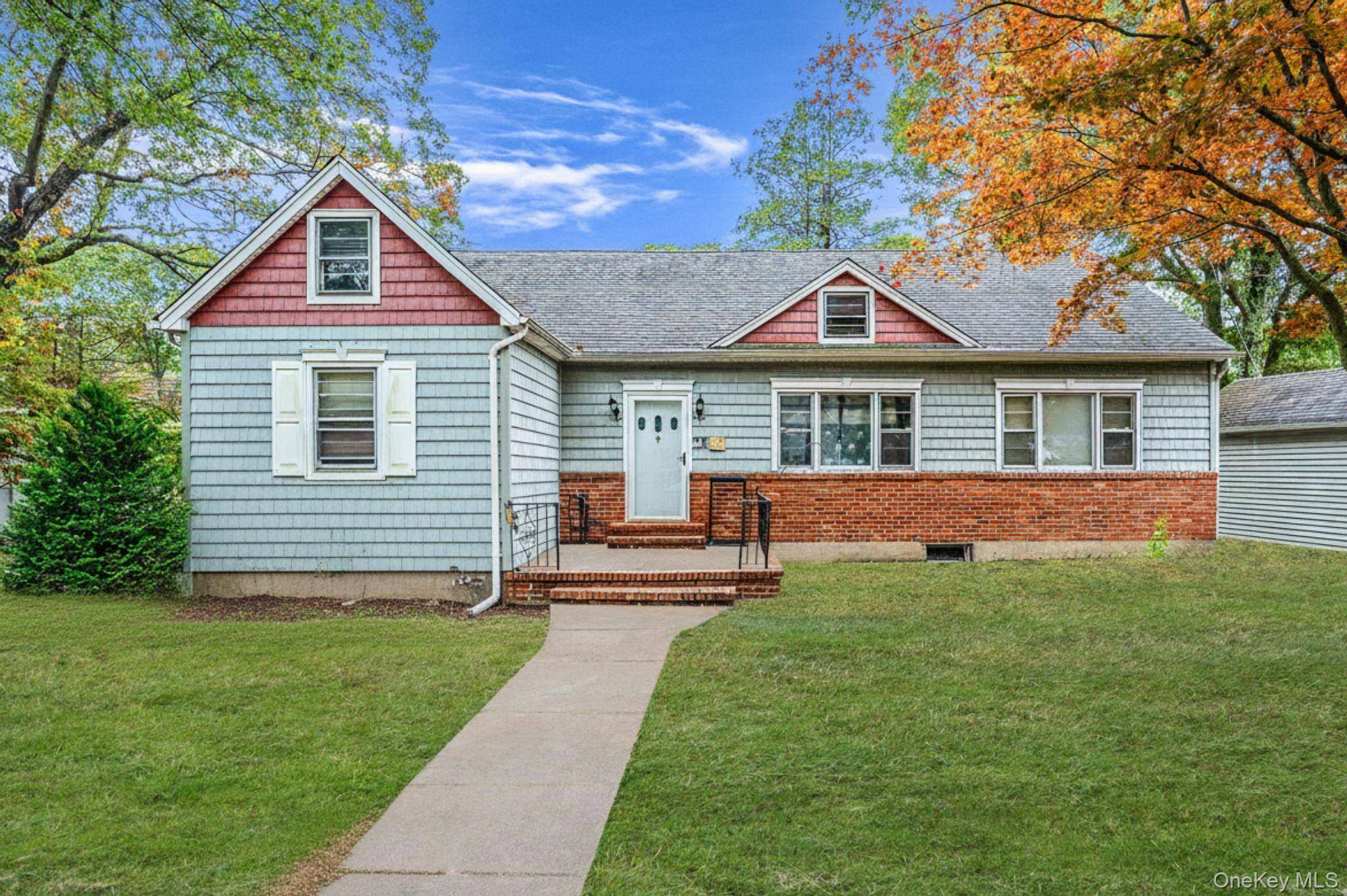 Smithtown, NY 11787,34 Rose CT