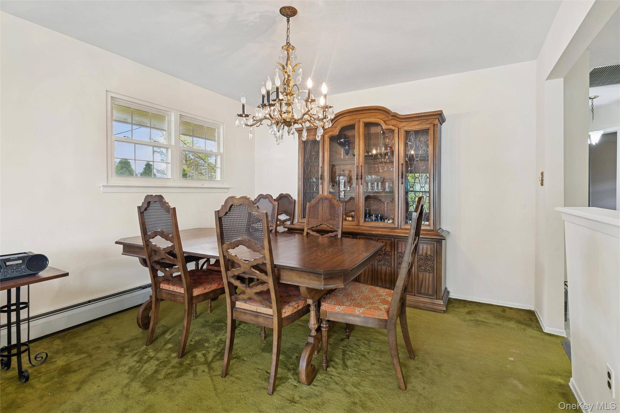 Valley Stream, NY 11581,60 Catherine ST