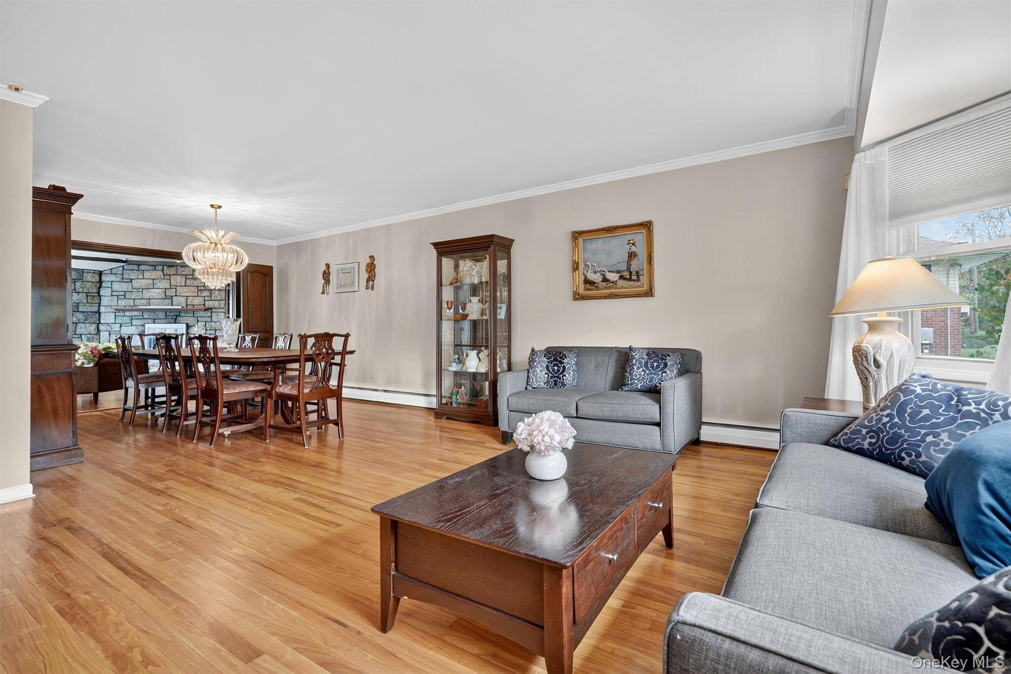 White Plains, NY 10607,177 Finmor DR