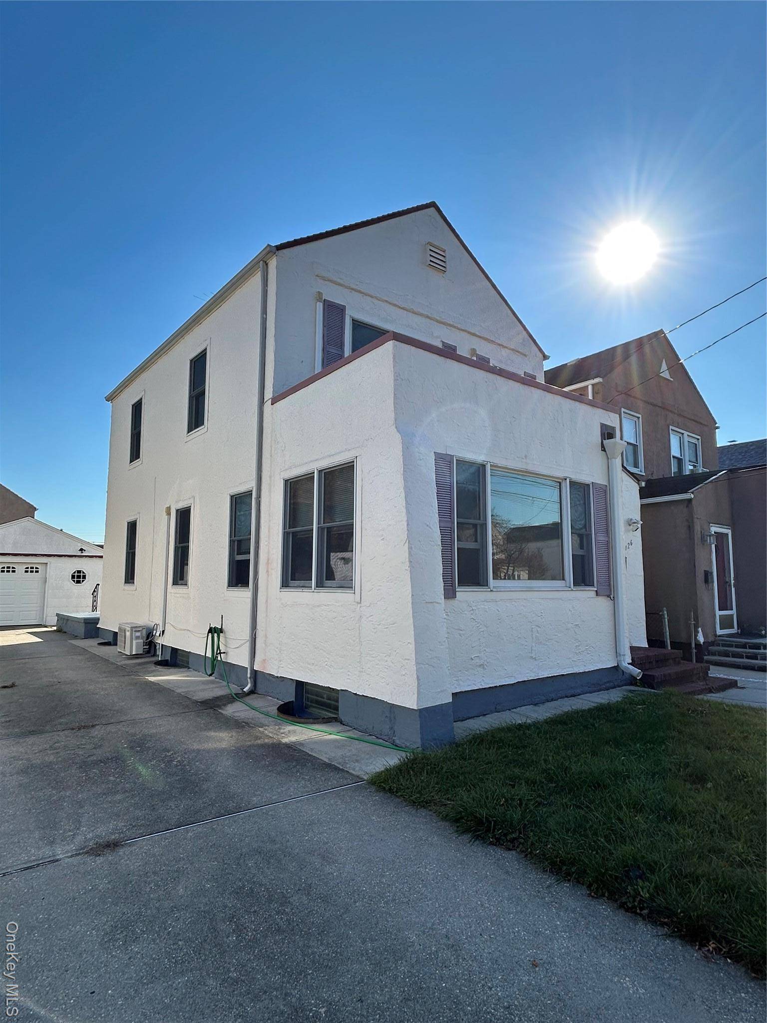 New Hyde Park, NY 11040,126 2 ST