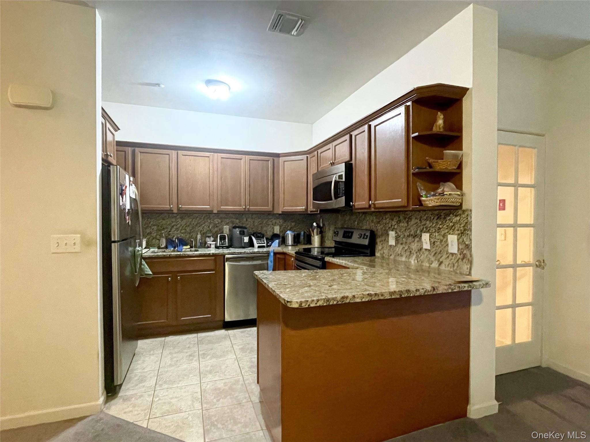 East Meadow, NY 11554,272 Spring DR