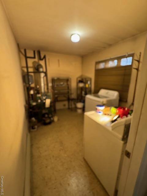 Wantagh, NY 11793,3592 Southview AVE