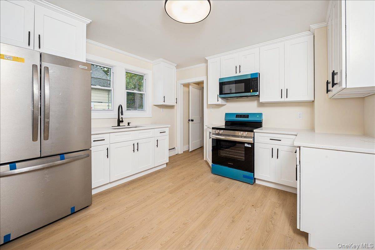 Hyde Park, NY 12601,9 Greenbush DR
