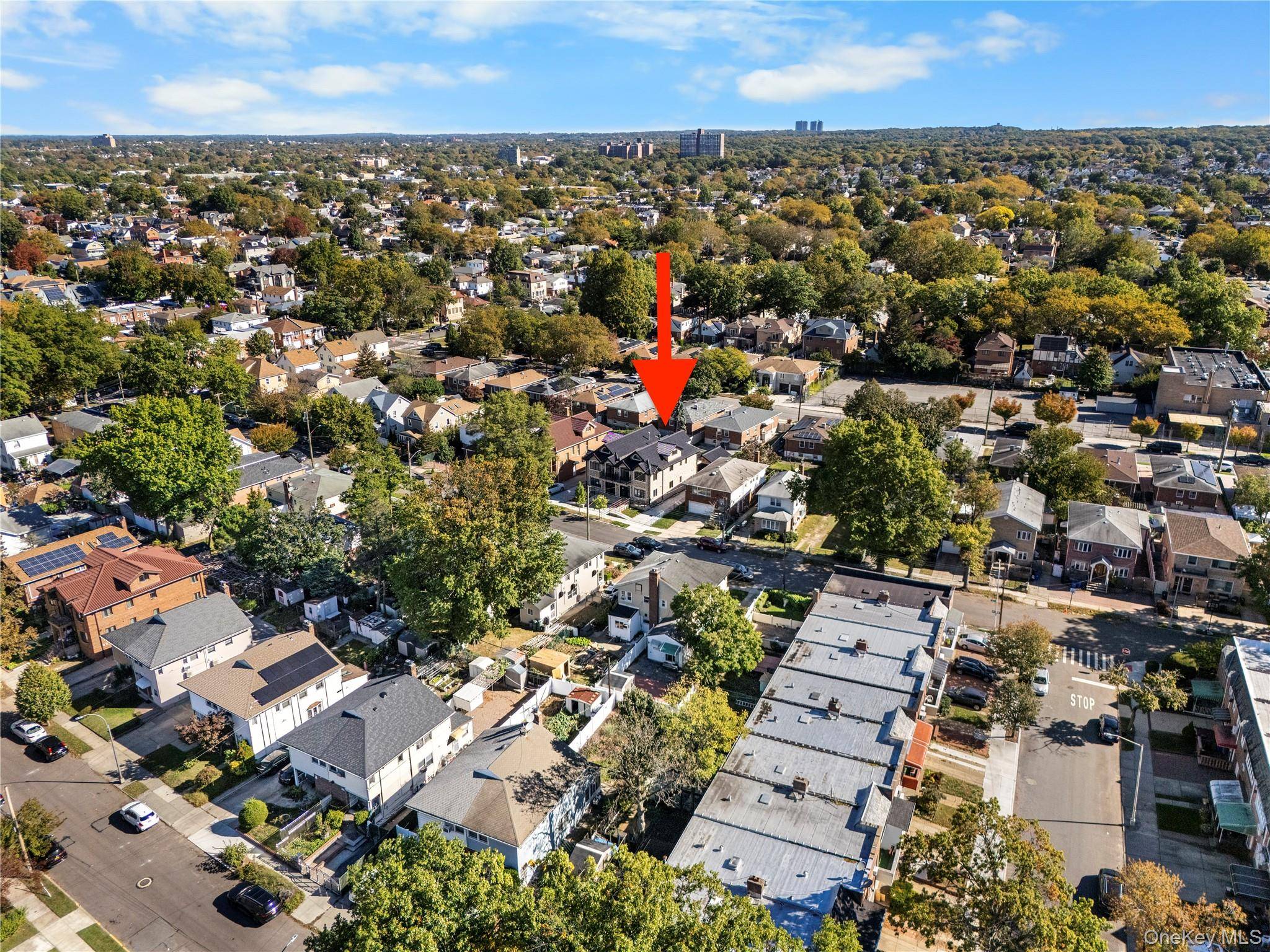 Fresh Meadows, NY 11365,71-39 166th ST