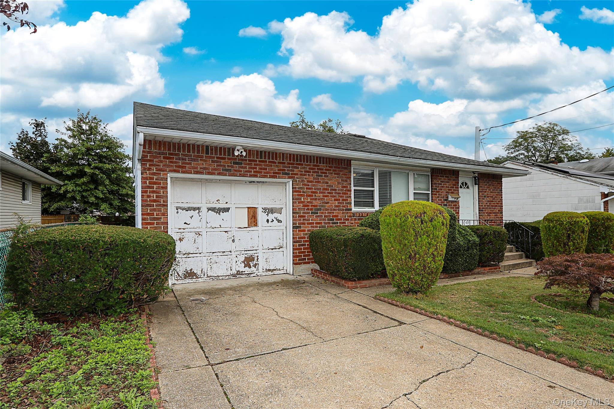 Carle Place, NY 11514,53 Atlantic AVE