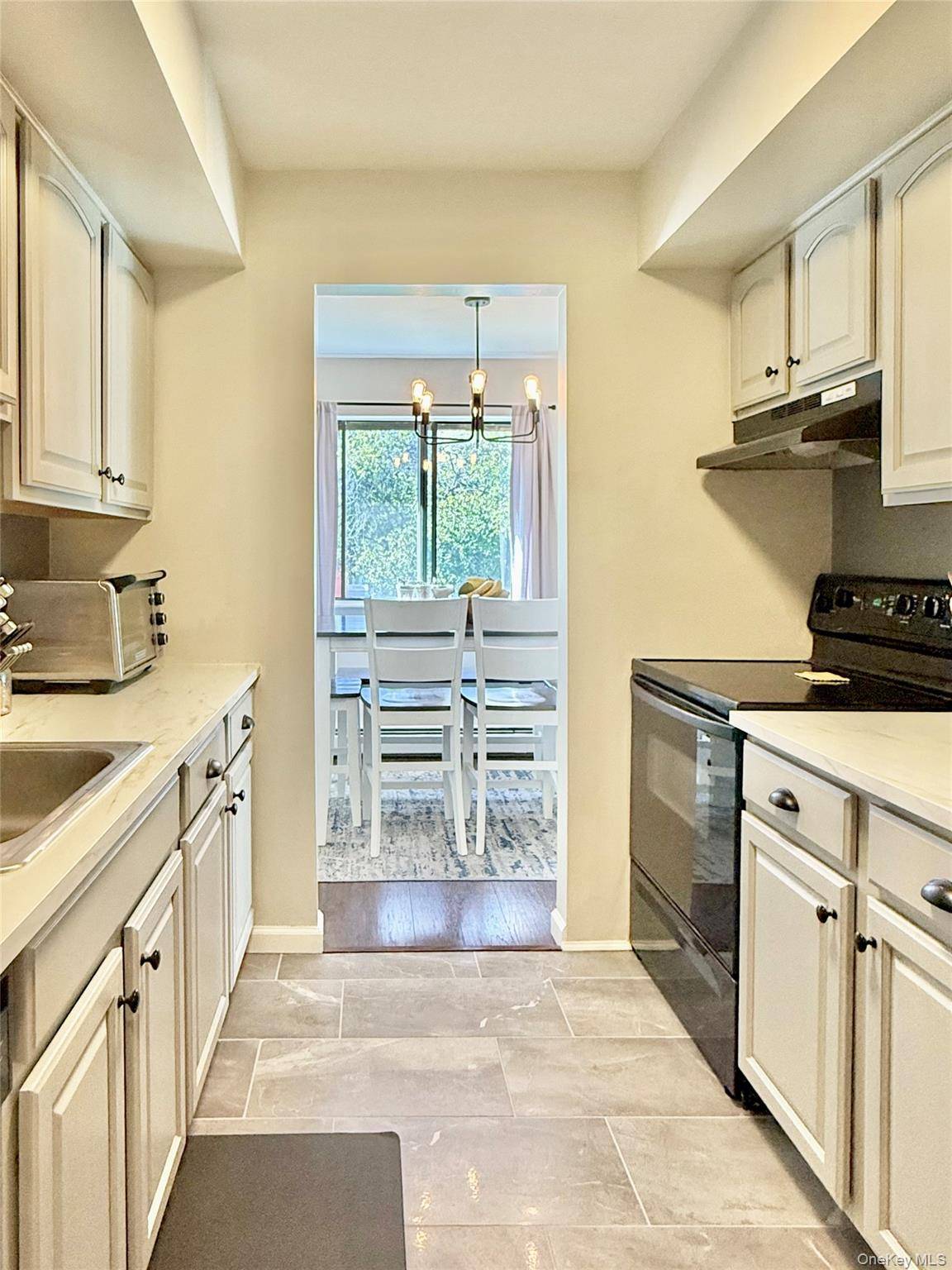 Poughkeepsie, NY 12603,1203 Cherry Hill DR