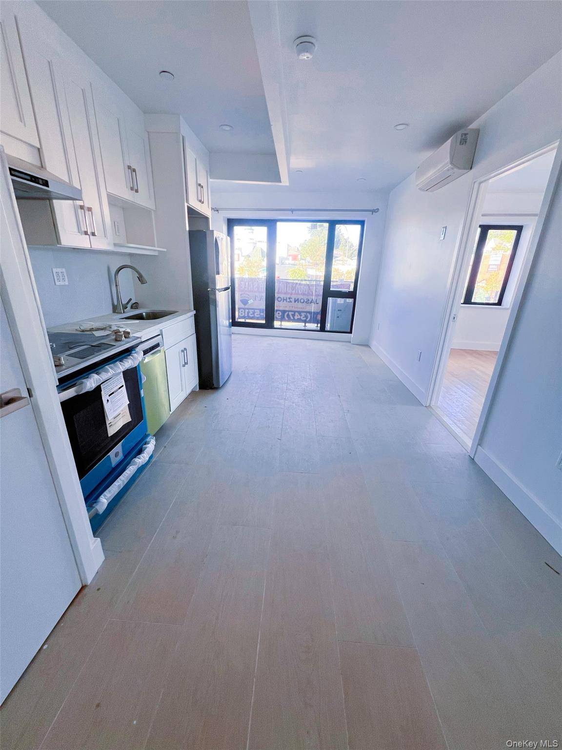 Flushing, NY 11358,165-02 Sanford AVE #209