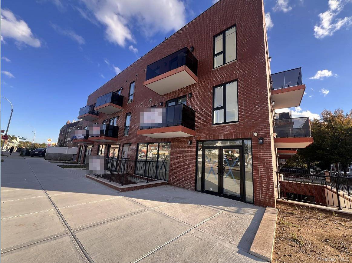 Flushing, NY 11358,165-02 Sanford AVE #206