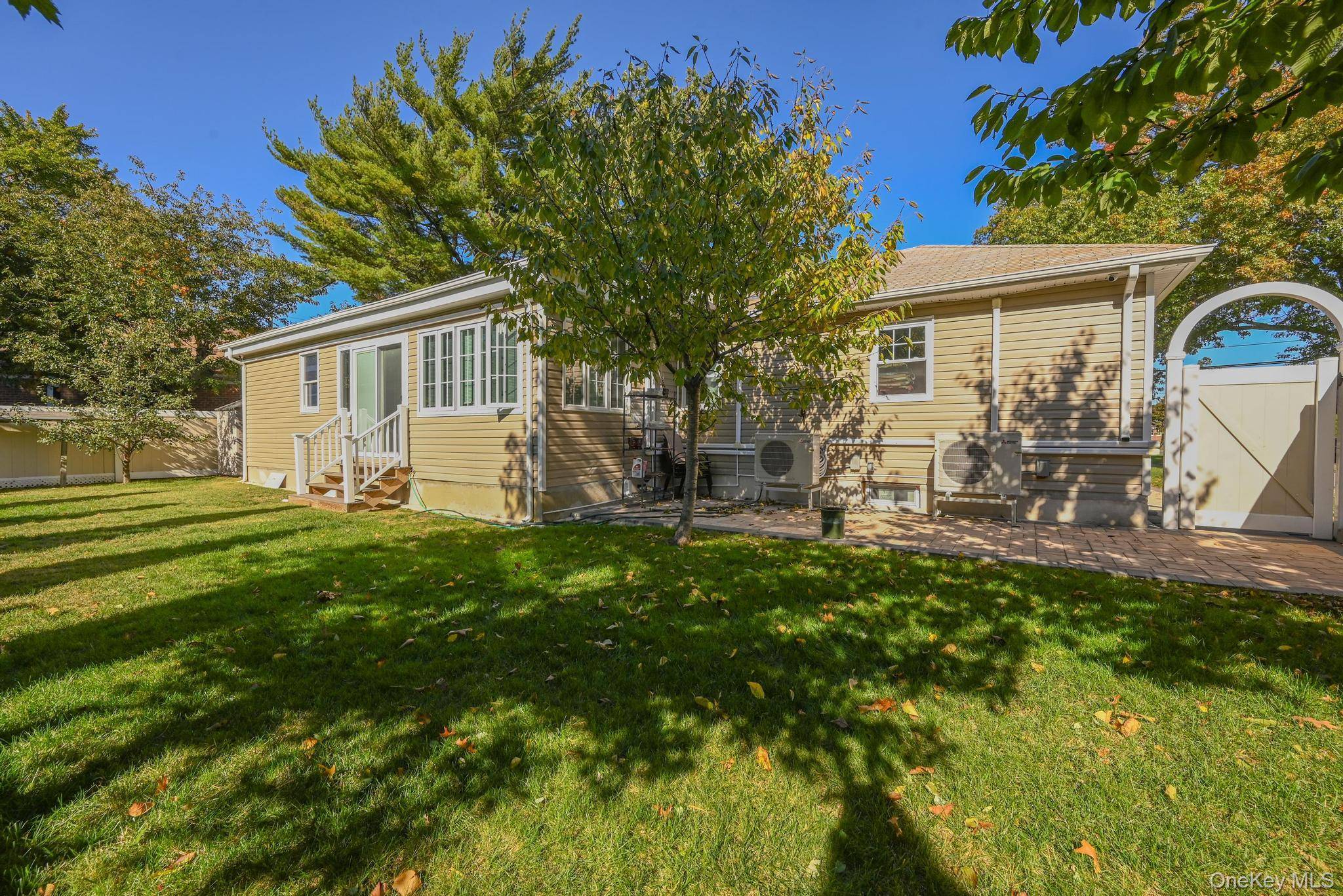 Valley Stream, NY 11580,49 Ashely DR