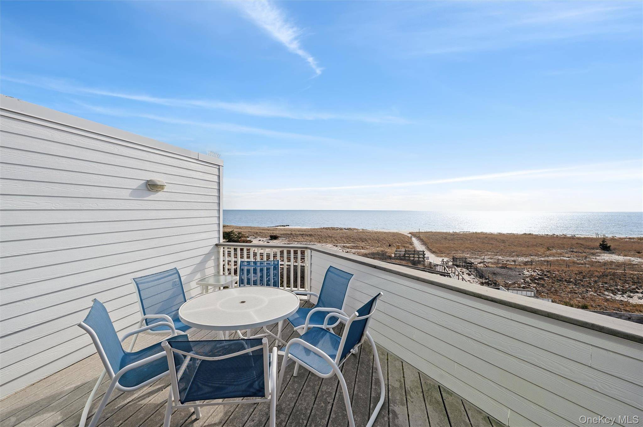 Westhampton Beach, NY 11978,259 Dune #137