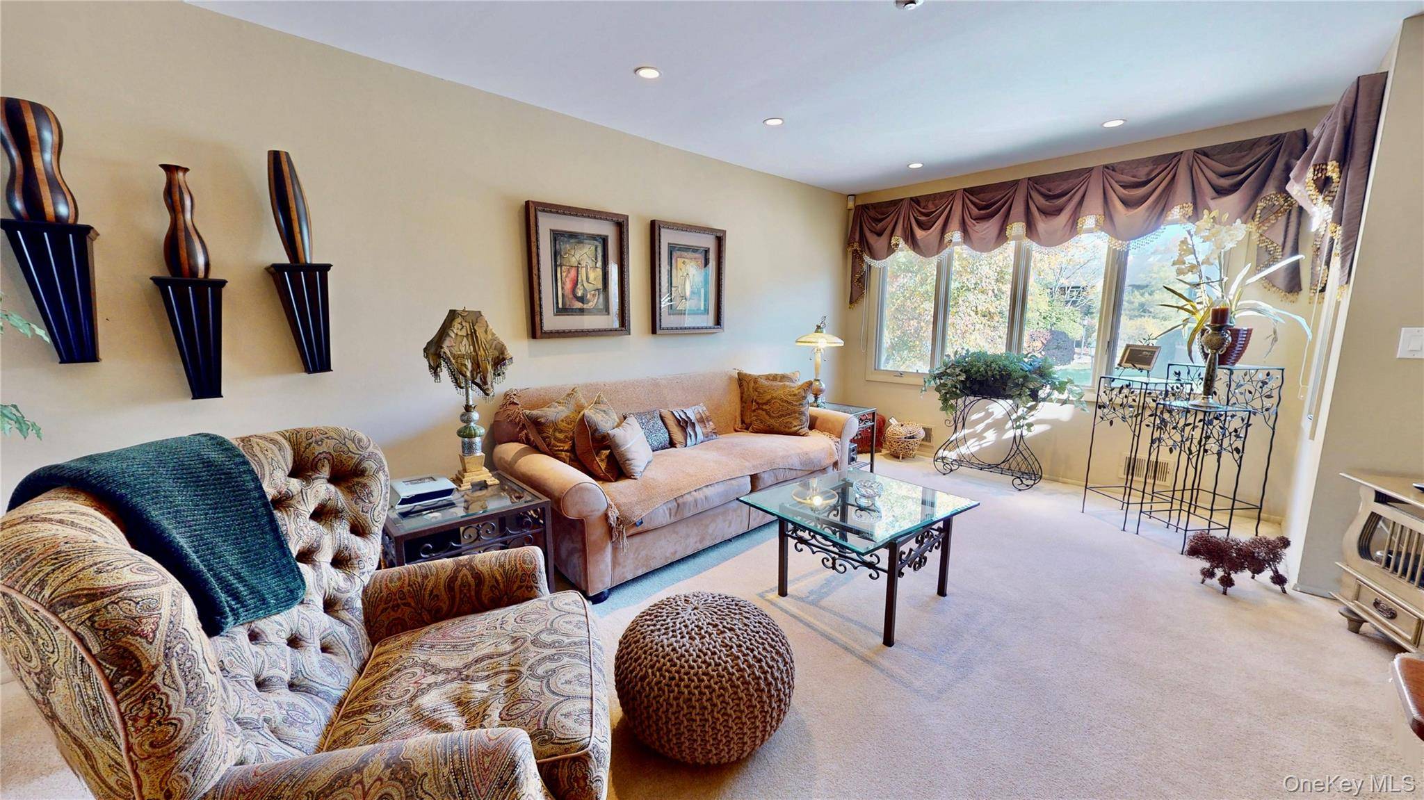 Bardonia, NY 10954,87 Village GN