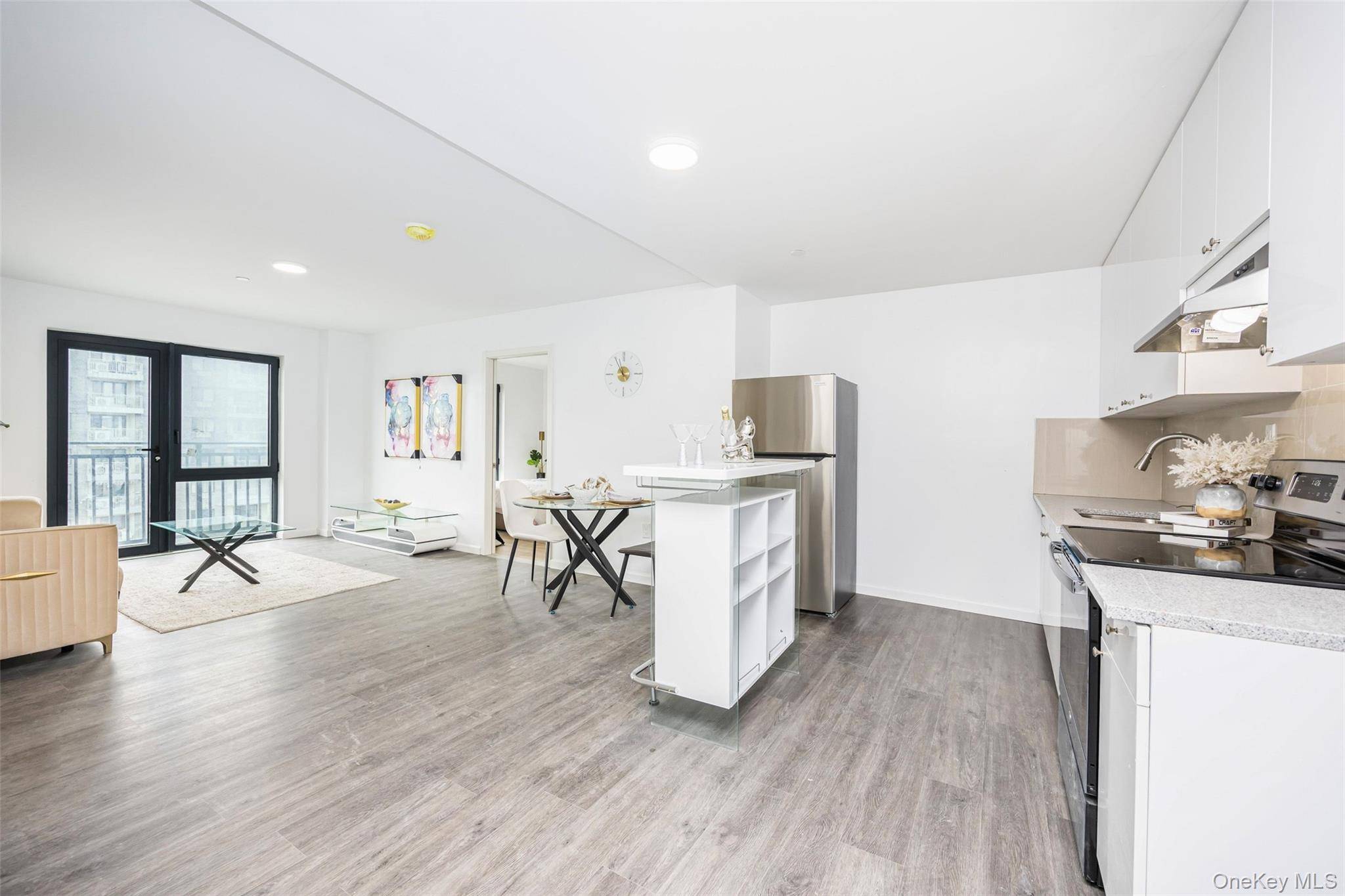 Woodside, NY 11377,70-40 45th Avenue #1B