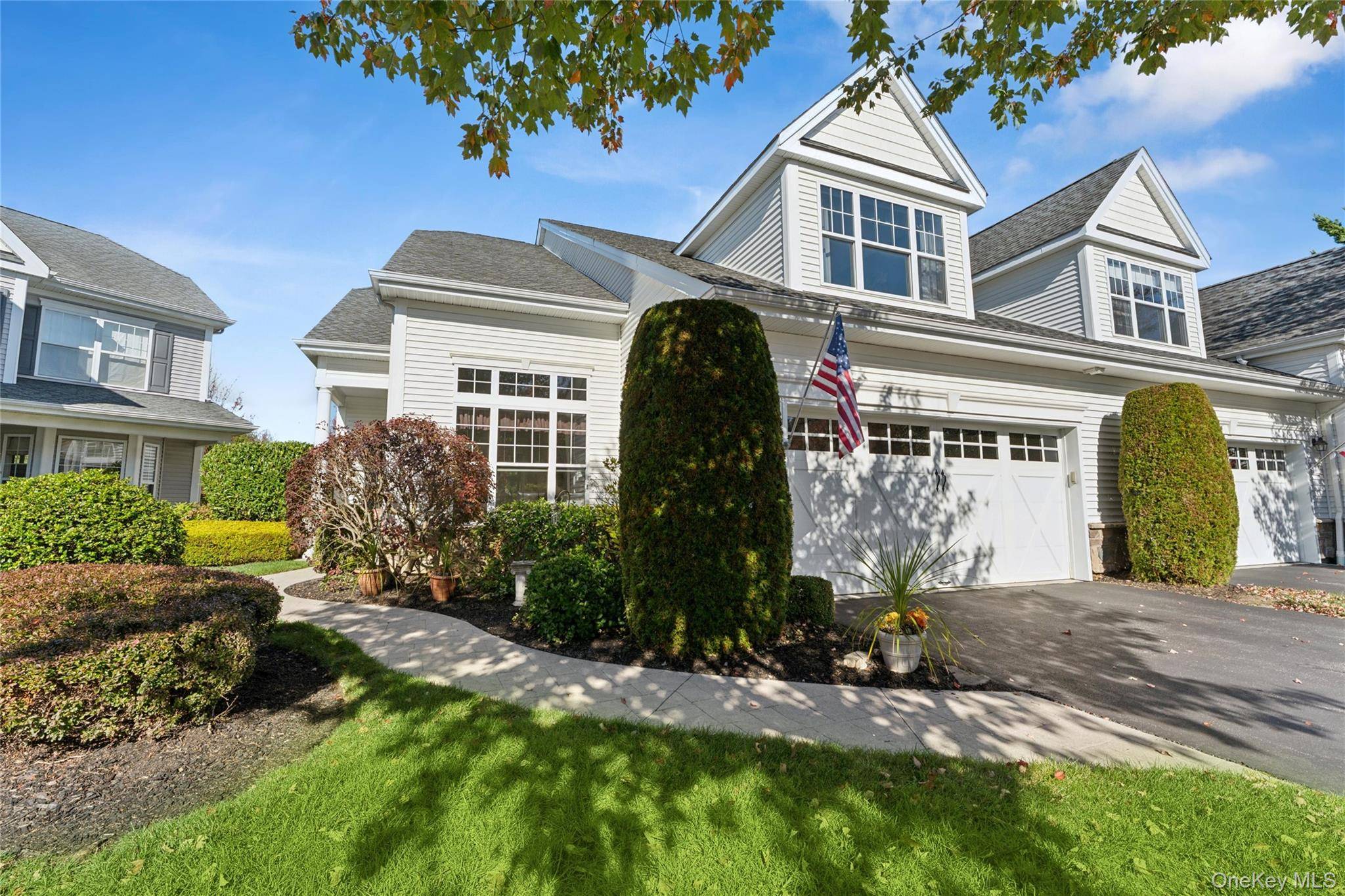 Eastport, NY 11941,113 Overture PL