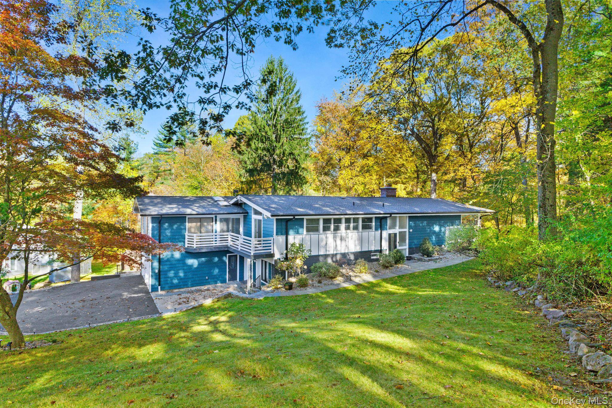 Pleasantville, NY 10570,153 Deerfield LN