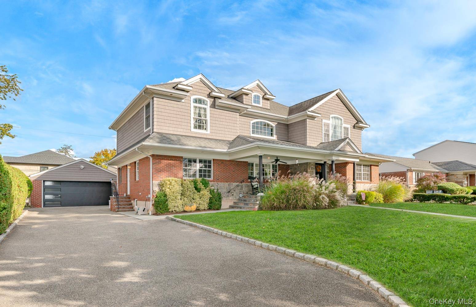 New Hyde Park, NY 11040,87 East ST