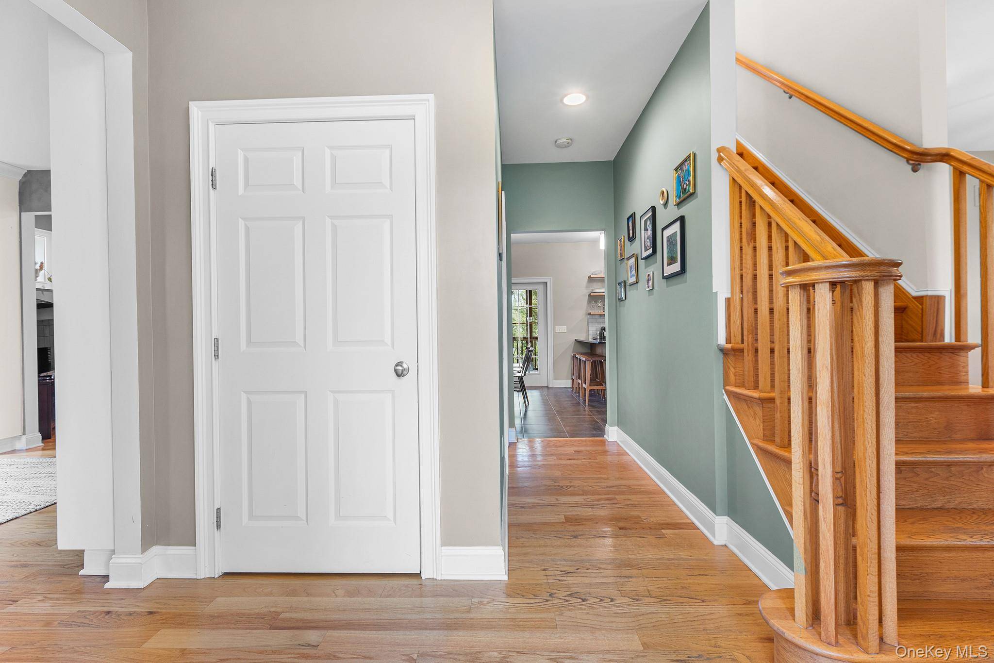 Red Hook, NY 12571,39 Eastview LN