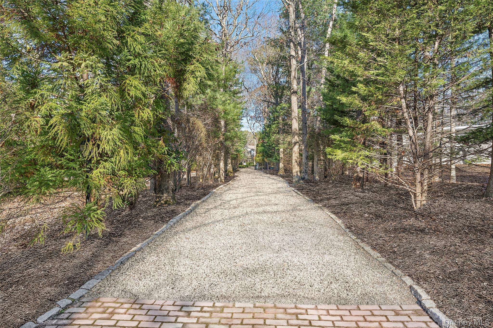 Westhampton, NY 11977,8 East Ridge CT