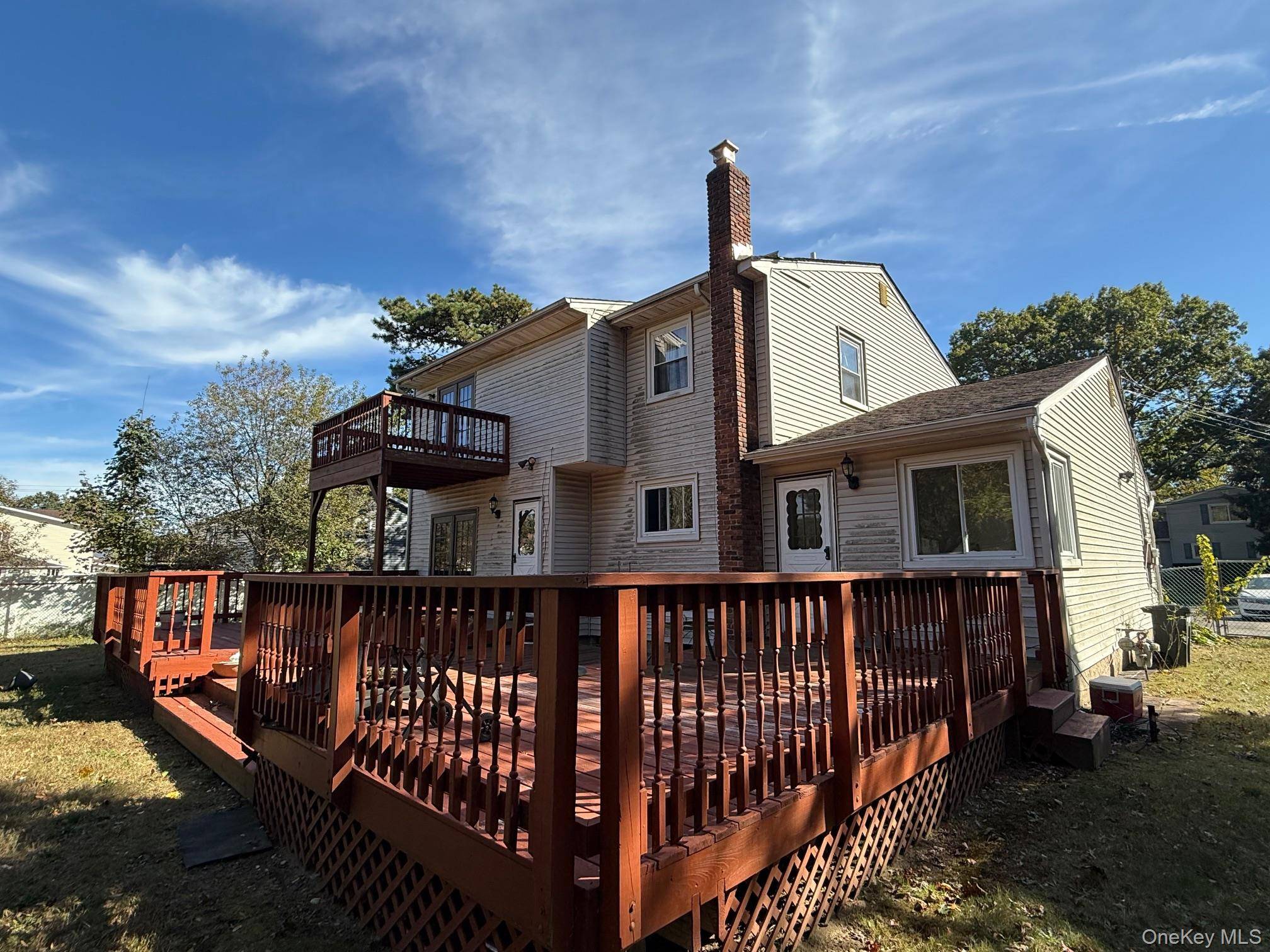 Central Islip, NY 11722,71 Banana Street