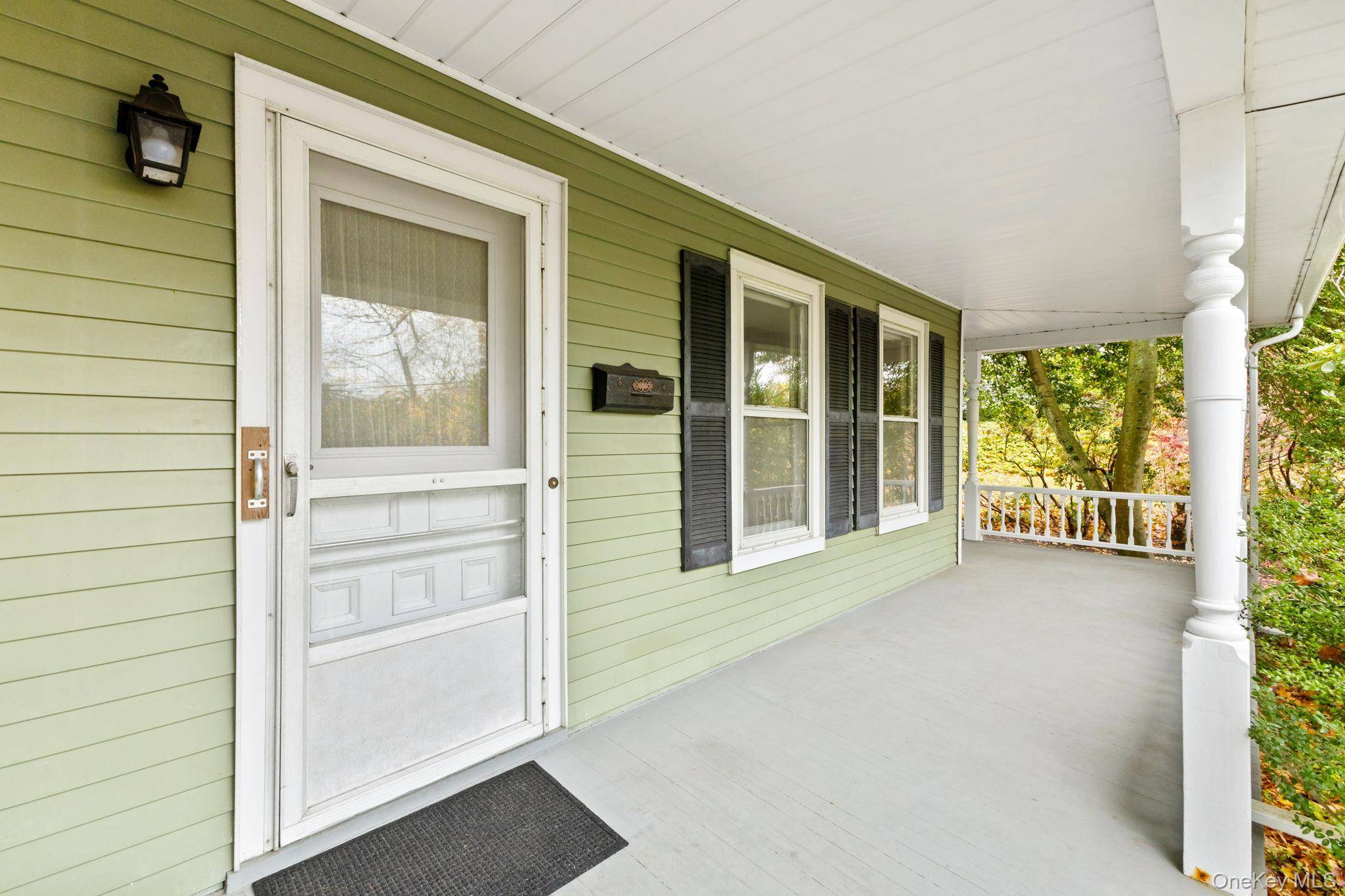 Mount Kisco, NY 10549,83 Hillside AVE