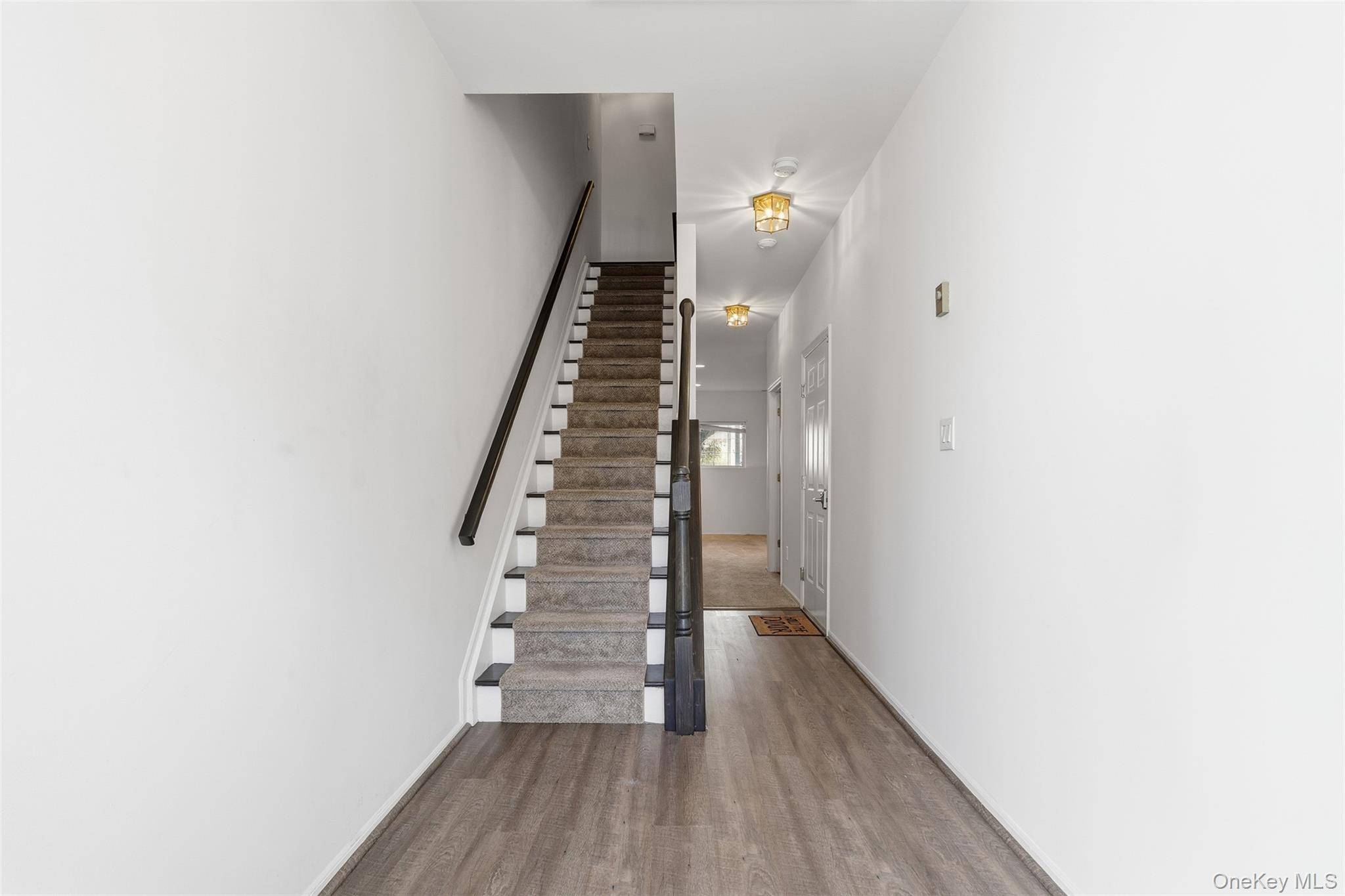 Nanuet, NY 10954,16 Autumn DR