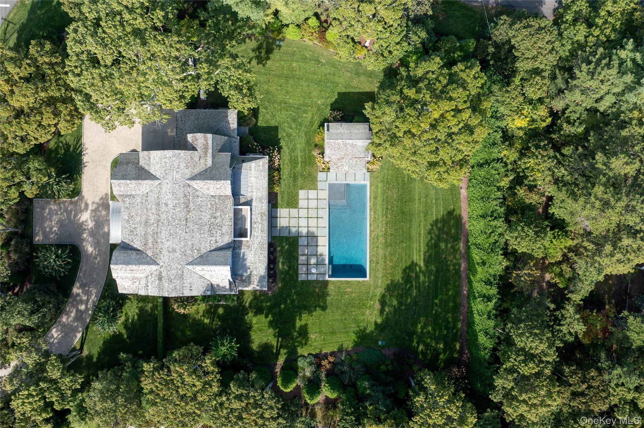 Westhampton Beach, NY 11978,100 Griffing AVE