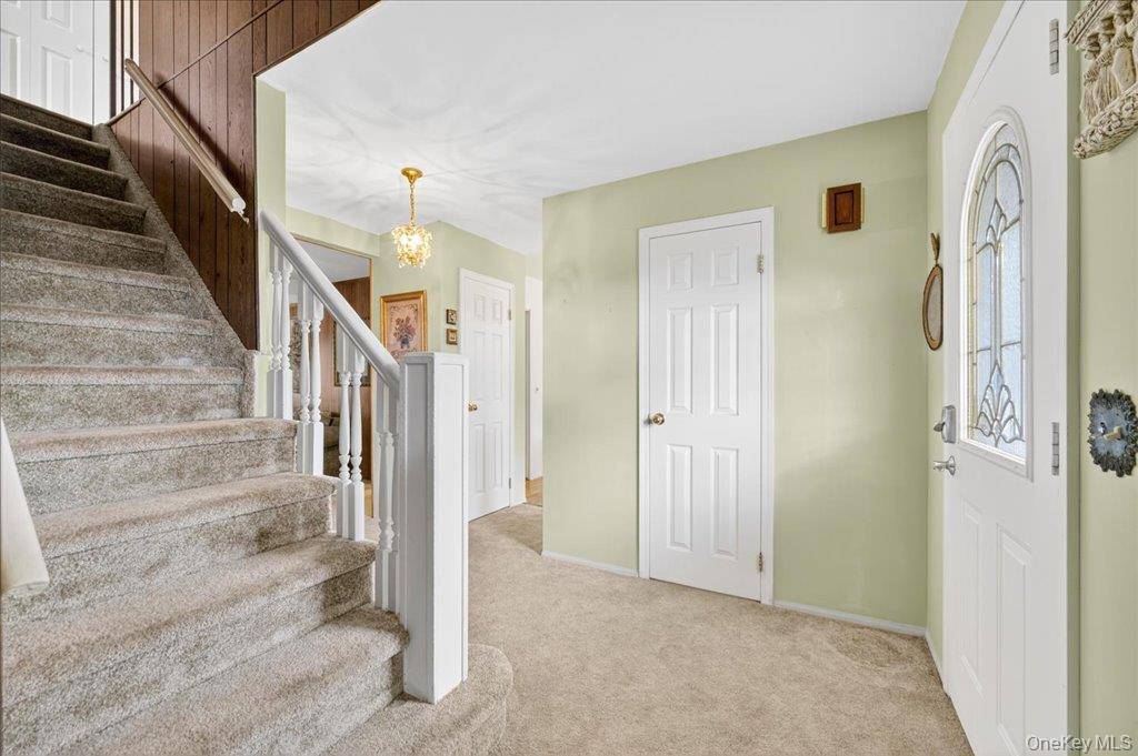 Highland Mills, NY 10930,19 Sunset TER