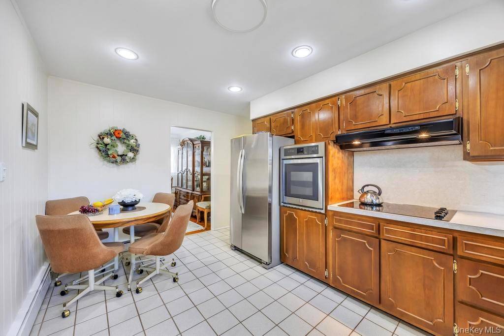 Hicksville, NY 11801,7 Montana ST