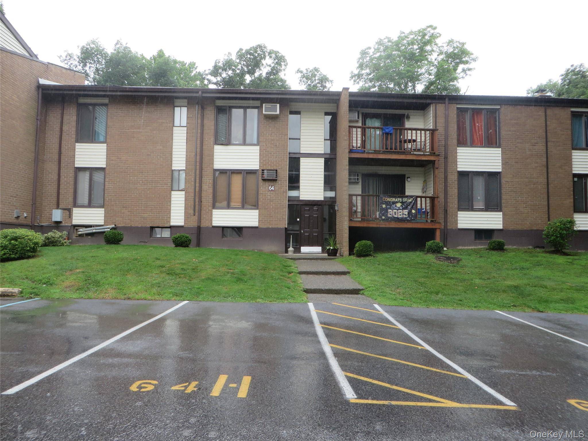 Poughkeepsie, NY 12601,3 Hook RD #64C