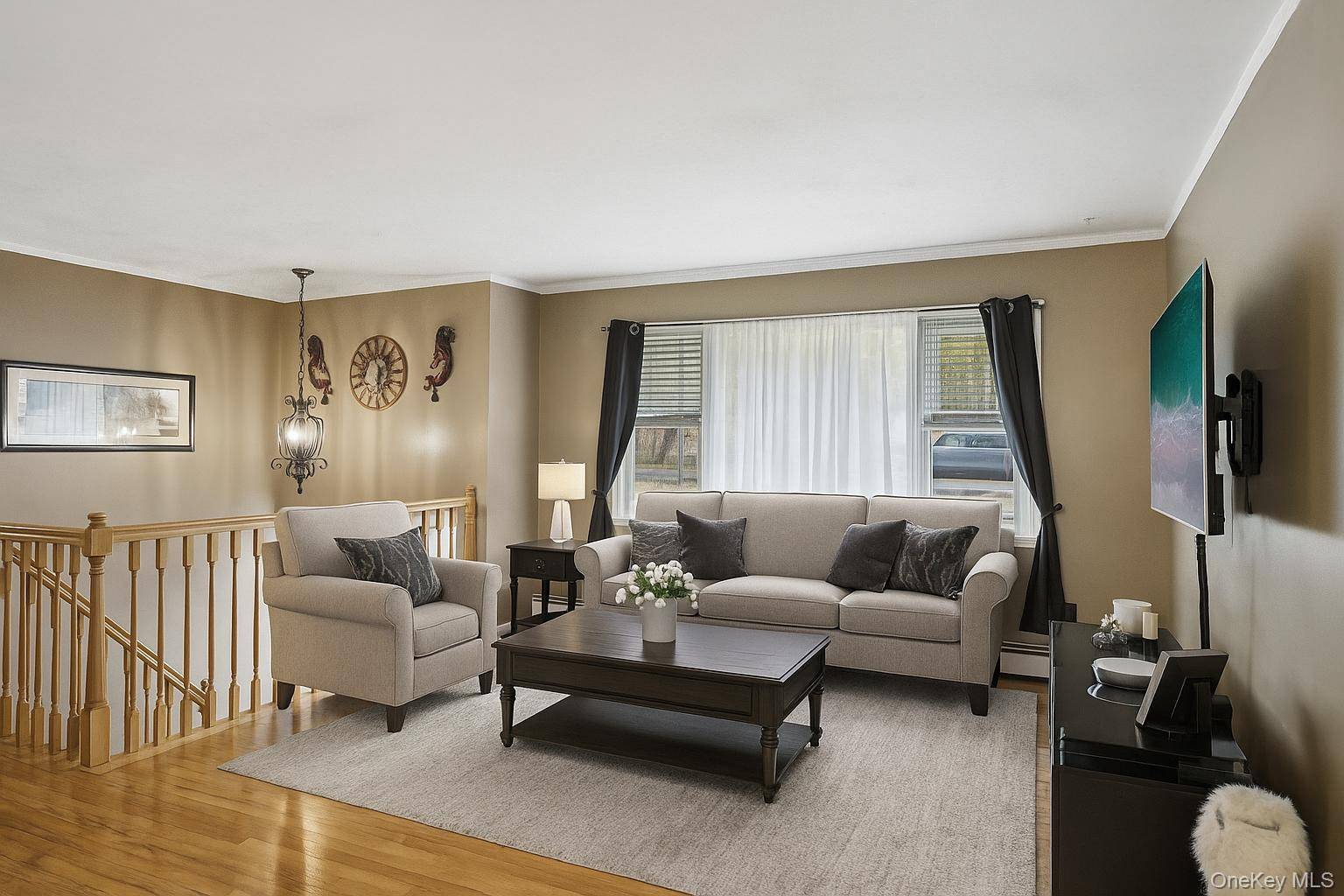 Airmont, NY 10952,48 Laura DR