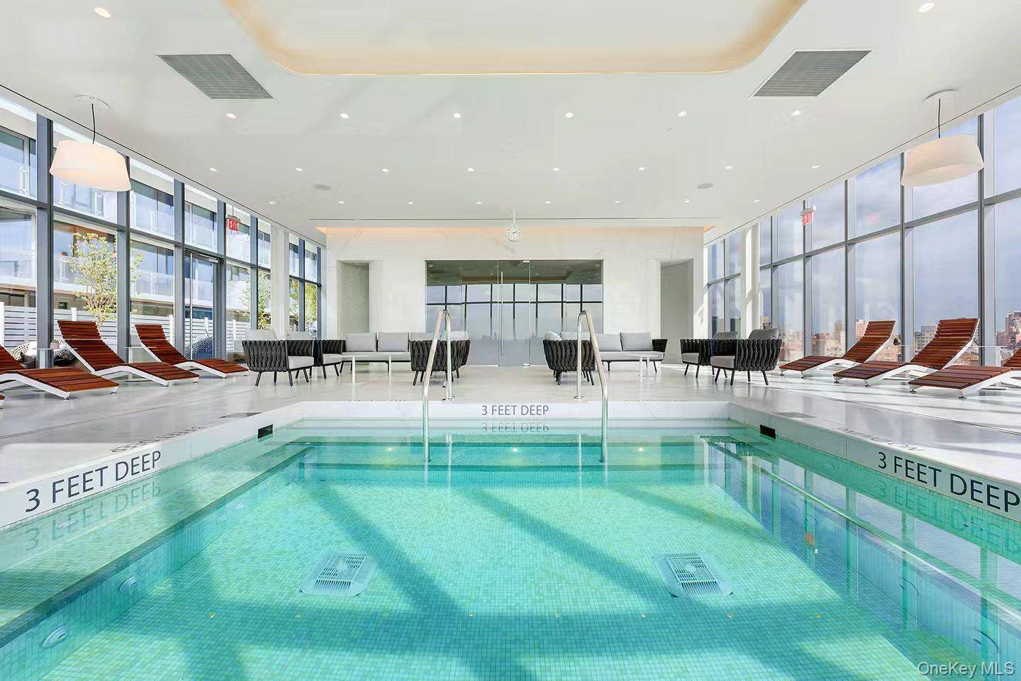 Flushing, NY 11354,13101 40th RD #19P