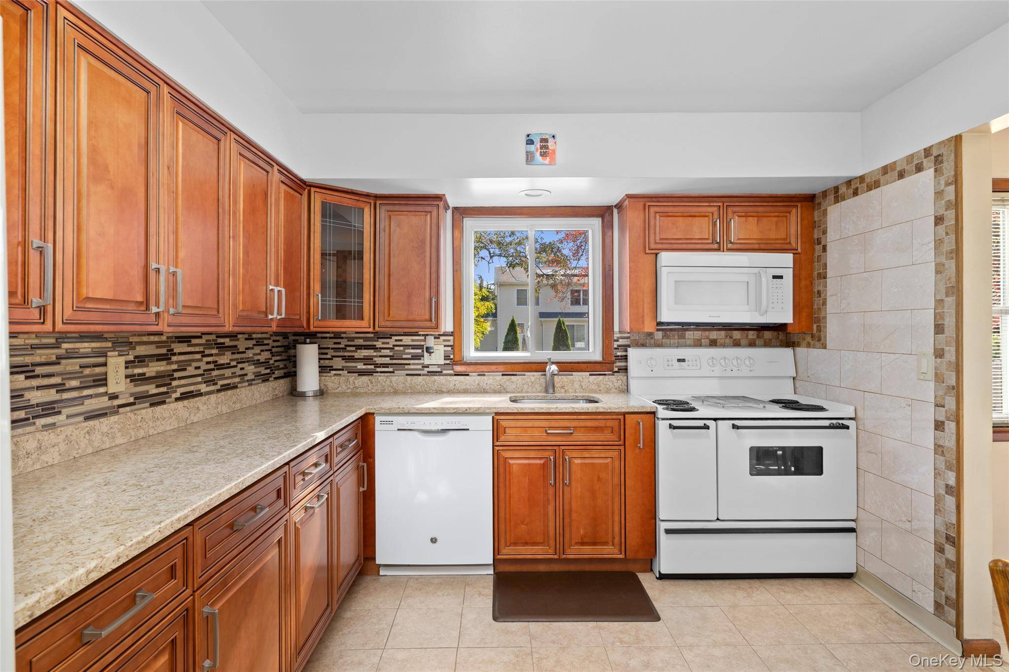North Bellmore, NY 11710,2360 Hamilton RD